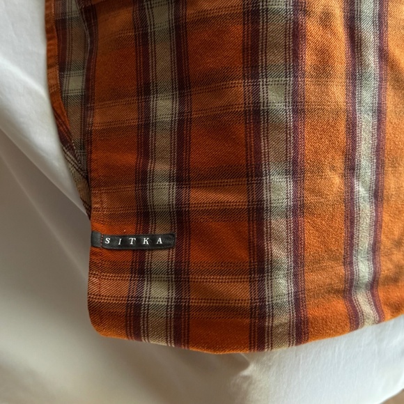 SITKA Gear. Riser Work Shirt. Size Medium. - Picture 6 of 10